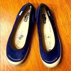 Simple Suede Flats 9.5